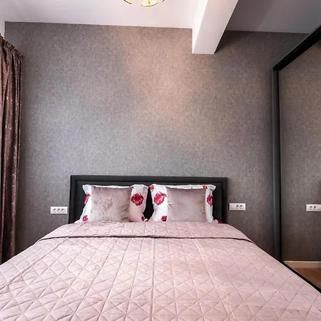 Mountain Breeze Apartterrace Braşov